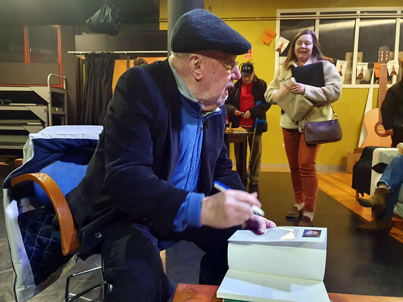 Ramón Viadero, sin salir de la calle Del Sol