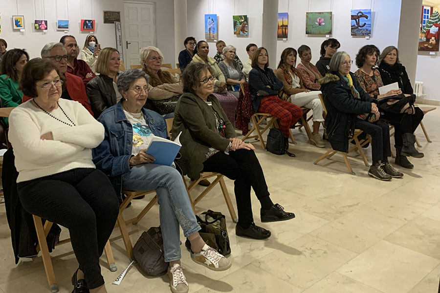 Recital de poesía y presentación de libros en Santoña
