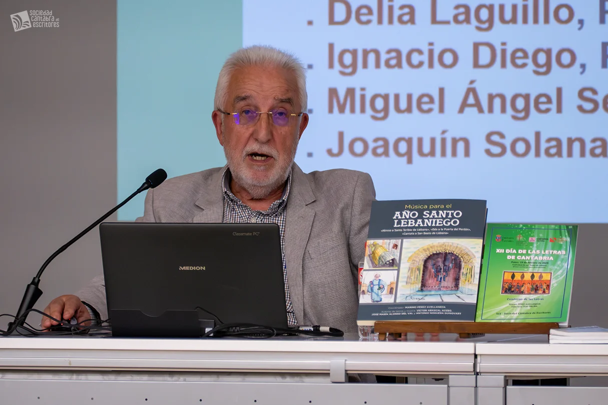 Conferencia sobre el Día de las Letras de Cantabria de Marino Pérez Avellaneda