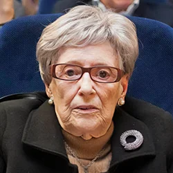 María del Carmen González Echegaray