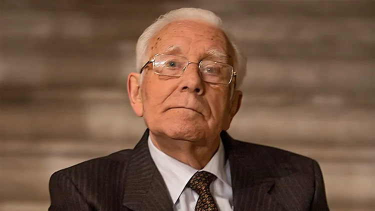 Recuerdo-homenaje a Benito Madariaga de la Campa